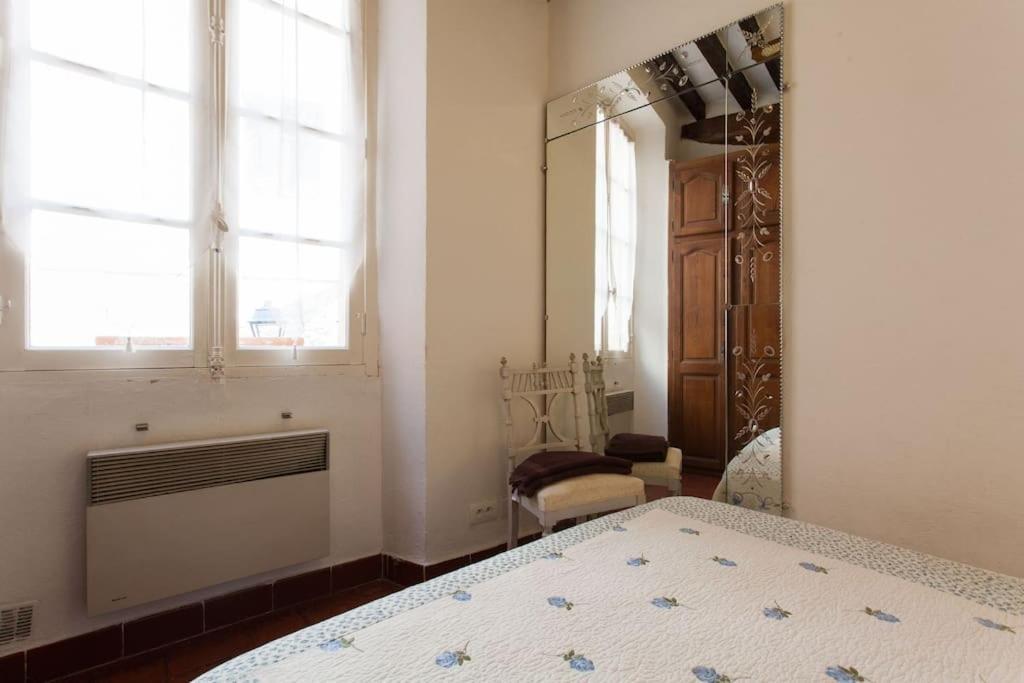 Appartement A8 - 2 Bdr Duplex Remparts Heart Of Old Antibes Extérieur photo