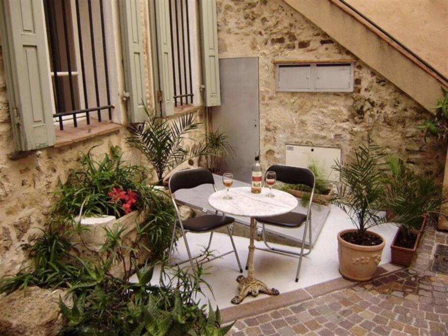 Appartement A8 - 2 Bdr Duplex Remparts Heart Of Old Antibes Extérieur photo