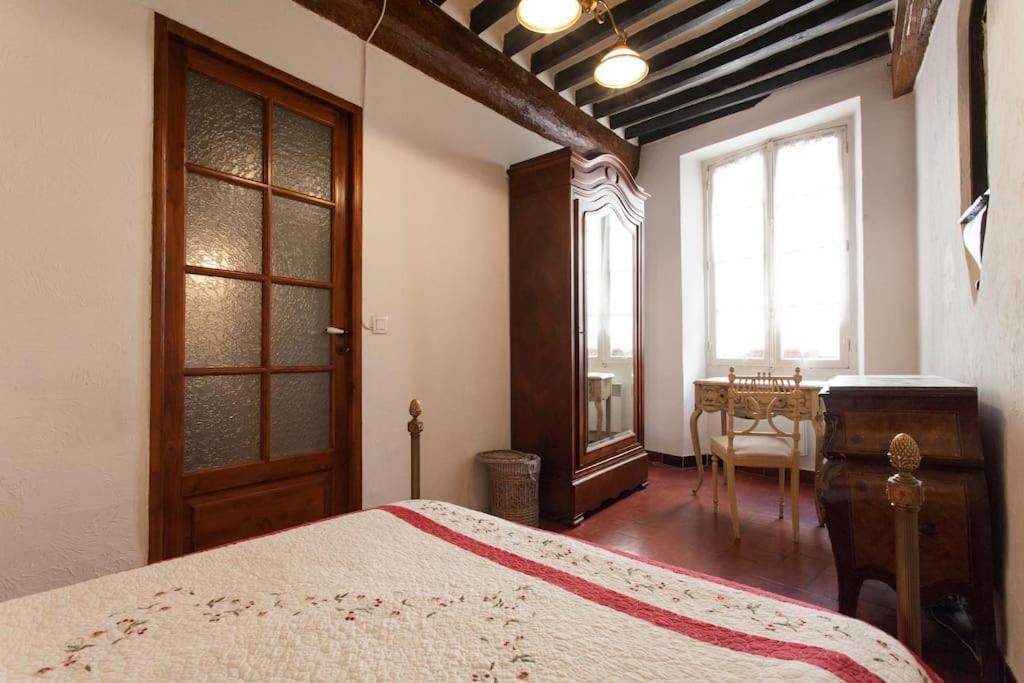 Appartement A8 - 2 Bdr Duplex Remparts Heart Of Old Antibes Extérieur photo