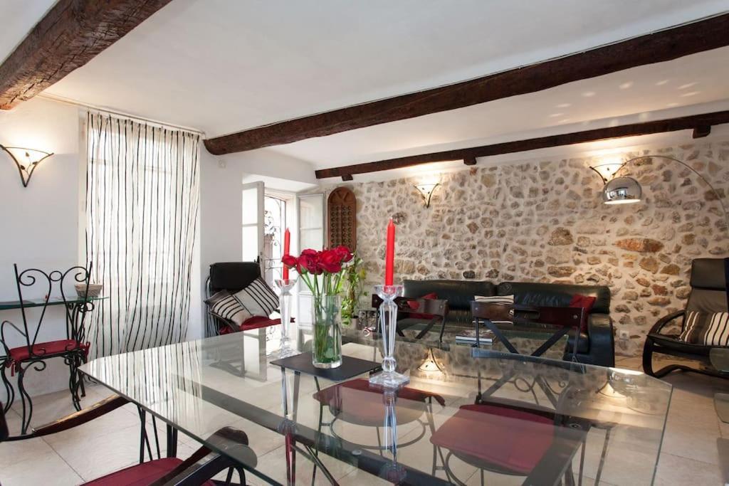Appartement A8 - 2 Bdr Duplex Remparts Heart Of Old Antibes Extérieur photo