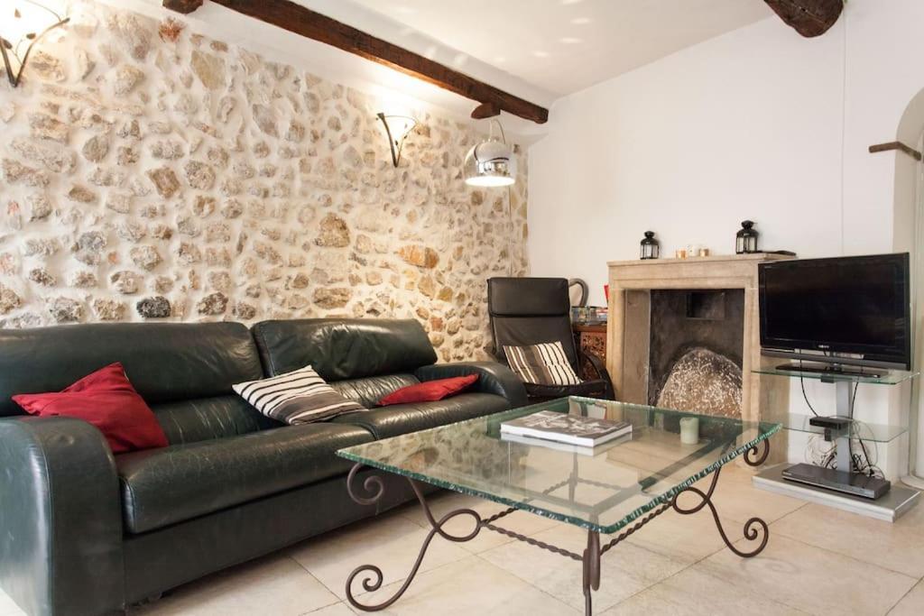Appartement A8 - 2 Bdr Duplex Remparts Heart Of Old Antibes Extérieur photo